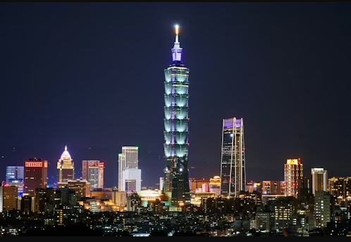 unsplash.com - taipei 101 photos